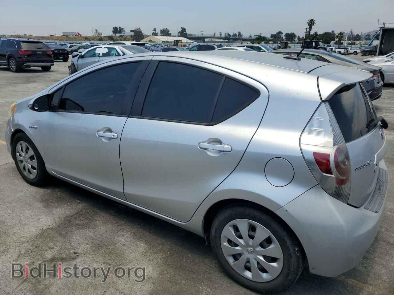 2012 TOYOTA PRIUS - VIN: JTDKDTB34C1014455 - Фото 2