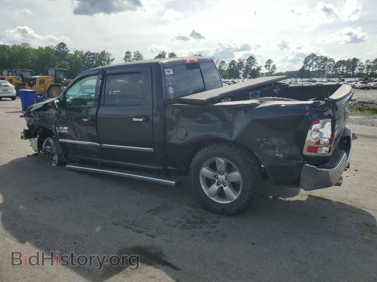 2016 RAM 1500 - VIN: 3C6RR7LT2GG240031 - Фото 2