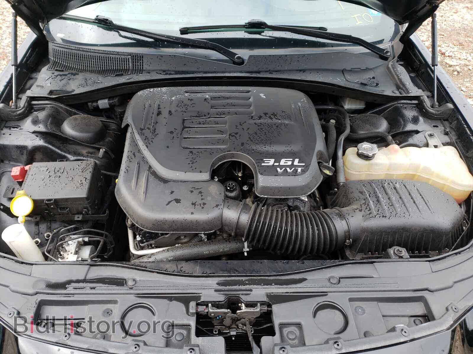 2019 CHRYSLER 300 - VIN: 2C3CCAGG5KH586422 - Фото 7