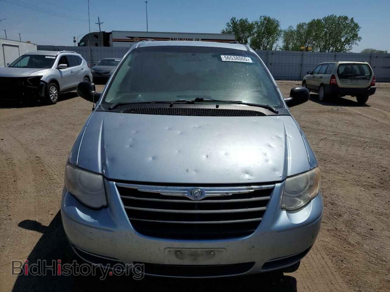 2005 CHRYSLER MINIVAN - VIN: 2C4GP44R65R210853 - Фото 5