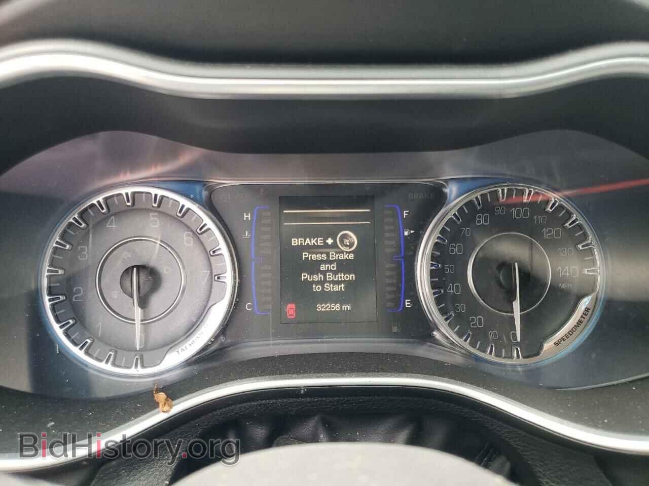 2016 CHRYSLER 200 - VIN: 1C3CCCAG0GN178297 - Фото 9