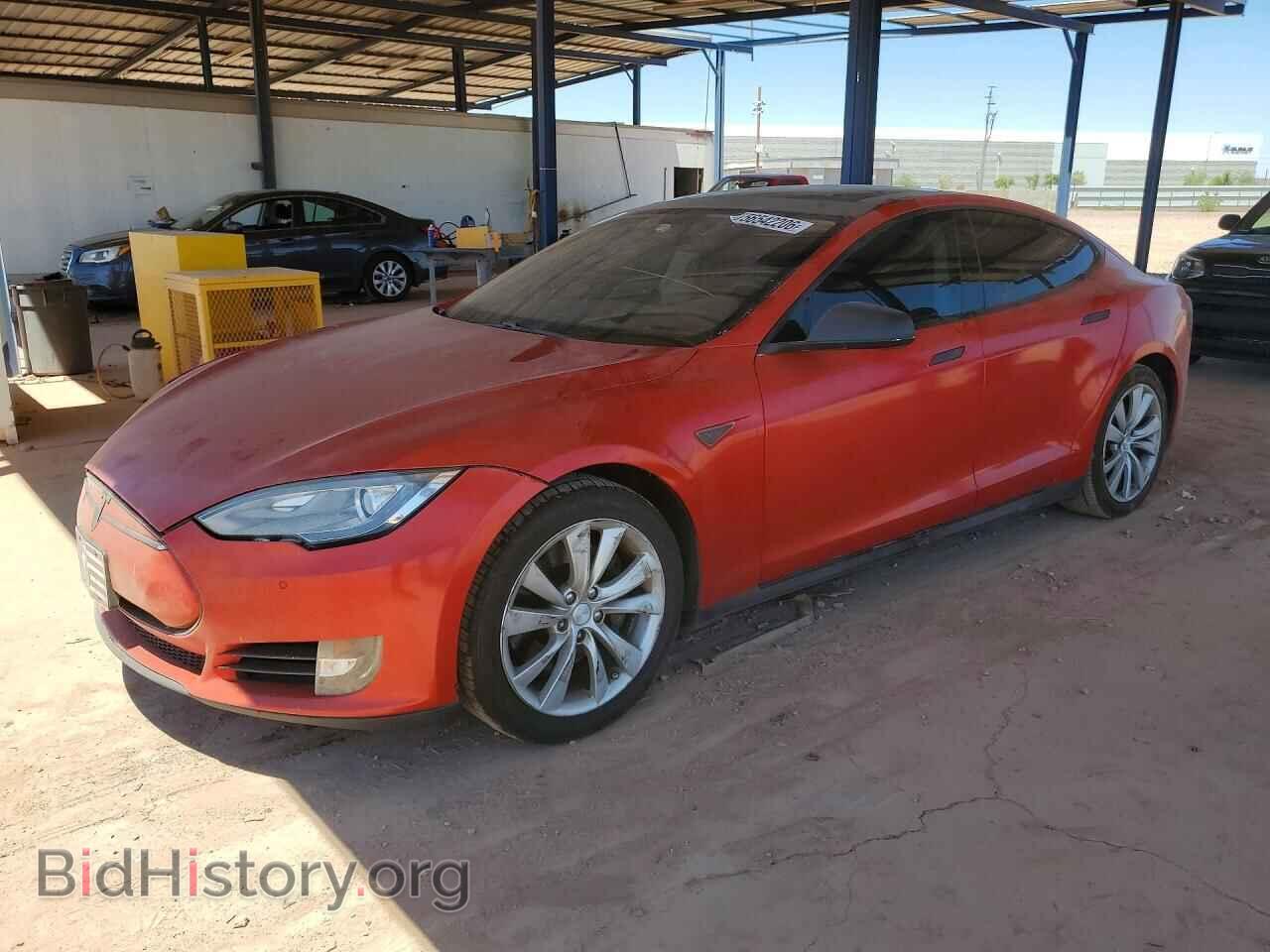 Фотография 5YJSA1DN9DFP18915 - TESLA MODEL S 2013