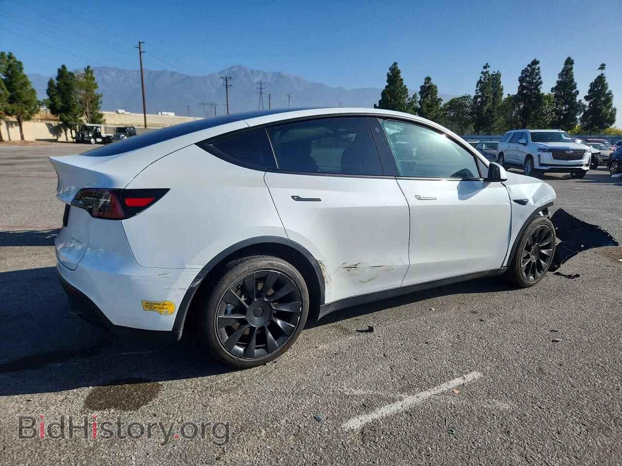 2022 TESLA MODEL Y - VIN: 7SAYGDEE2NF439349 - Photo 3