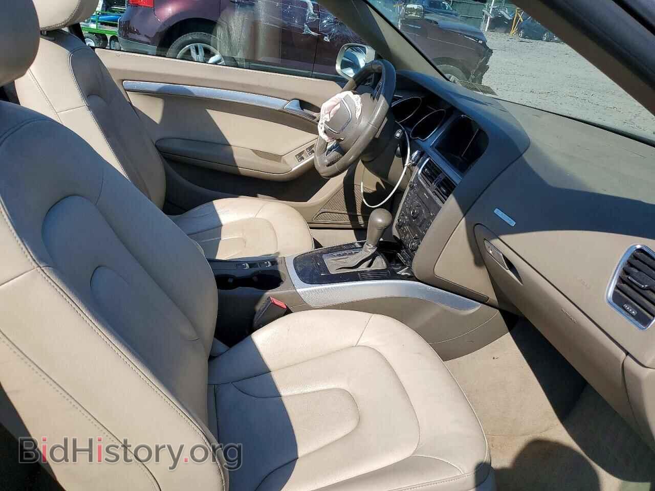 2011 AUDI A5 - VIN: WAULFAFH6BN020402 - Фото 10