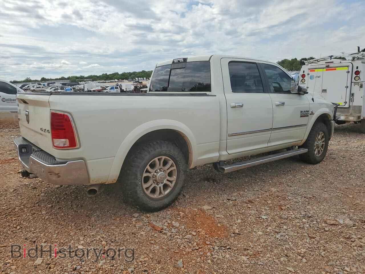 2018 RAM 2500 - VIN: 3C6UR5FL2JG109246 - Photo 3