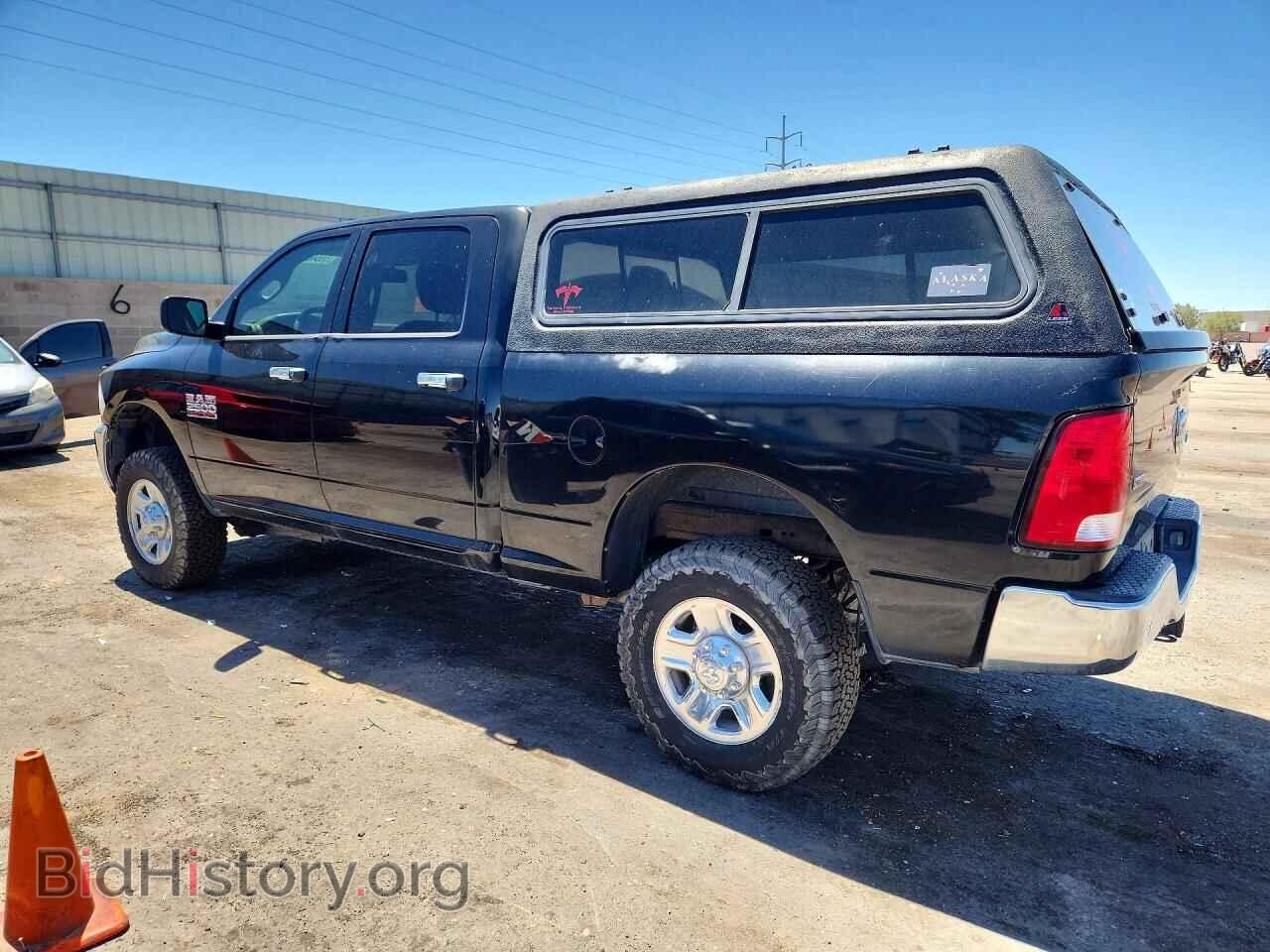 2015 RAM 2500 - VIN: 3C6TR5DTXFG606664 - Photo 2