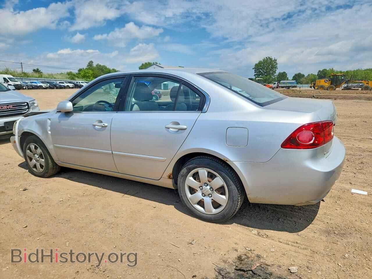 2007 KIA OPTIMA - VIN: KNAGE123775158181 - Фото 2