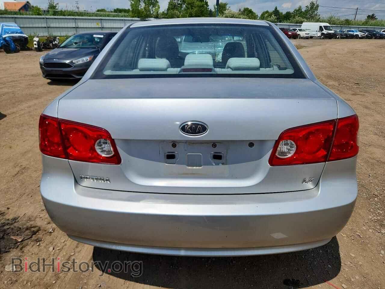 2007 KIA OPTIMA - VIN: KNAGE123775158181 - Фото 6
