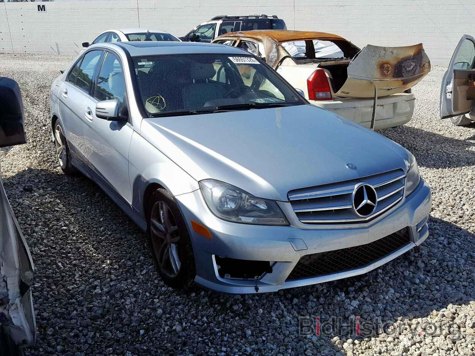 Photo WDDGF4HB4DR270821 - MERCEDES-BENZ C 250 2013