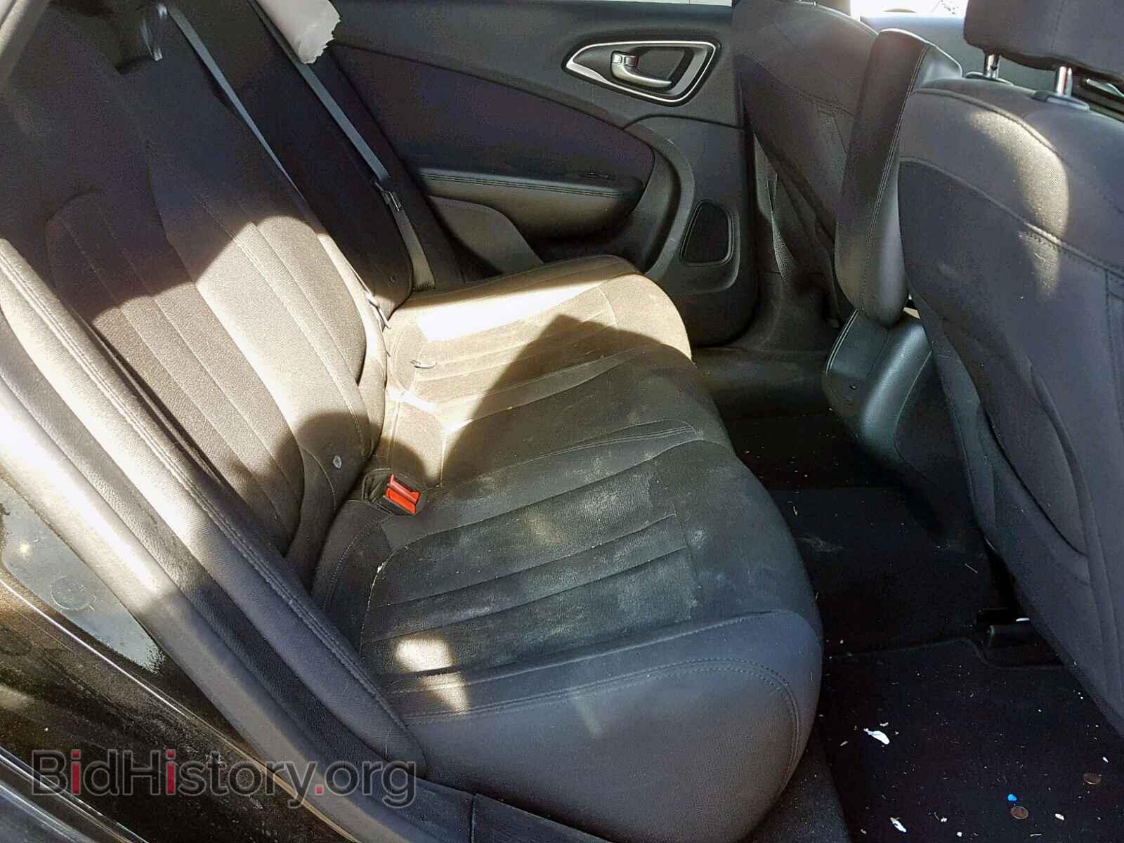 2015 CHRYSLER 200 - VIN: 1C3CCCAB1FN740839 - Фото 6