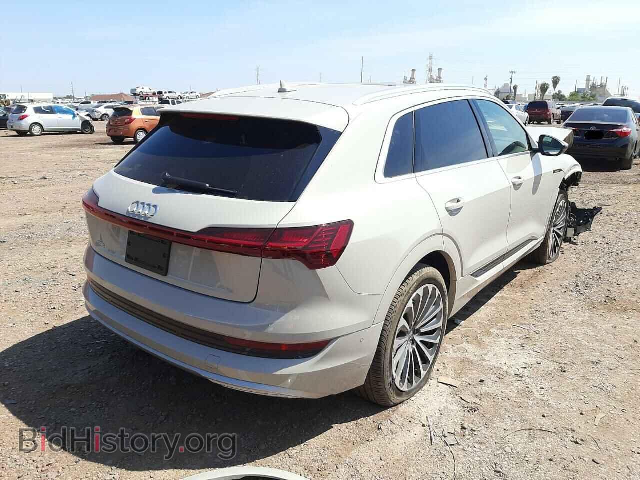2019 AUDI E-TRON - VIN: WA1VAAGE9KB023997 - Фото 4