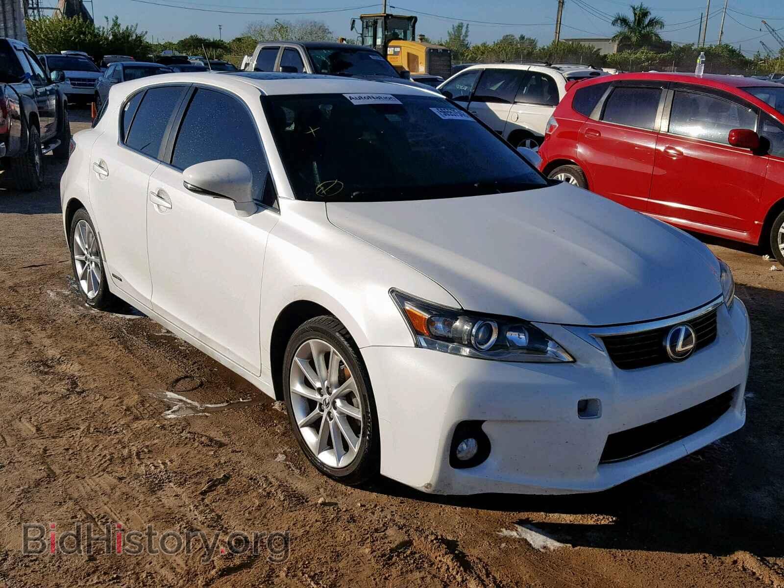 Photo JTHKD5BH0B2032093 - LEXUS CT 200 2011