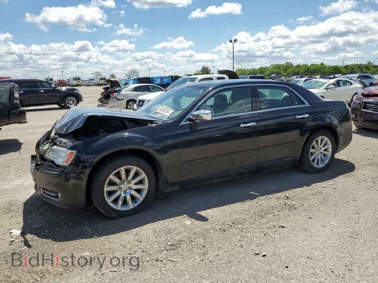 Фотография 2C3CCACG0CH126799 - CHRYSLER 300 2012