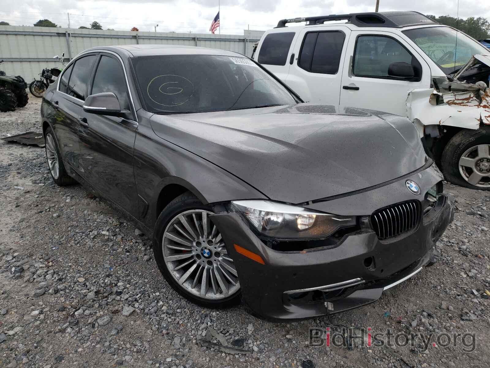 Photo WBA3C1C50DF442990 - BMW 3 SERIES 2013