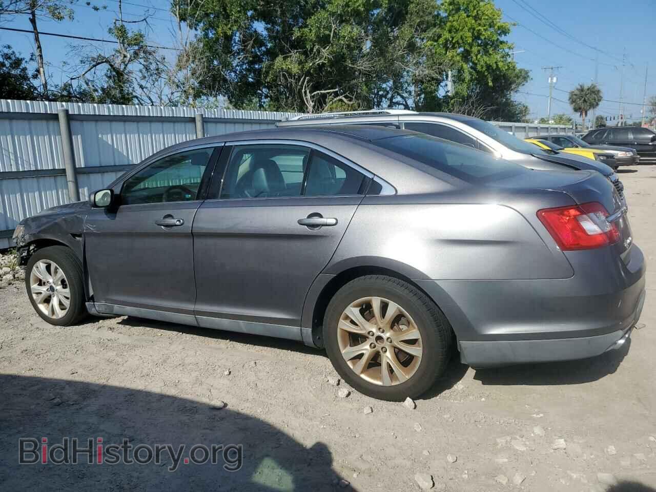 2011 FORD TAURUS - VIN: 1FAHP2EW5BG183337 - Фото 2