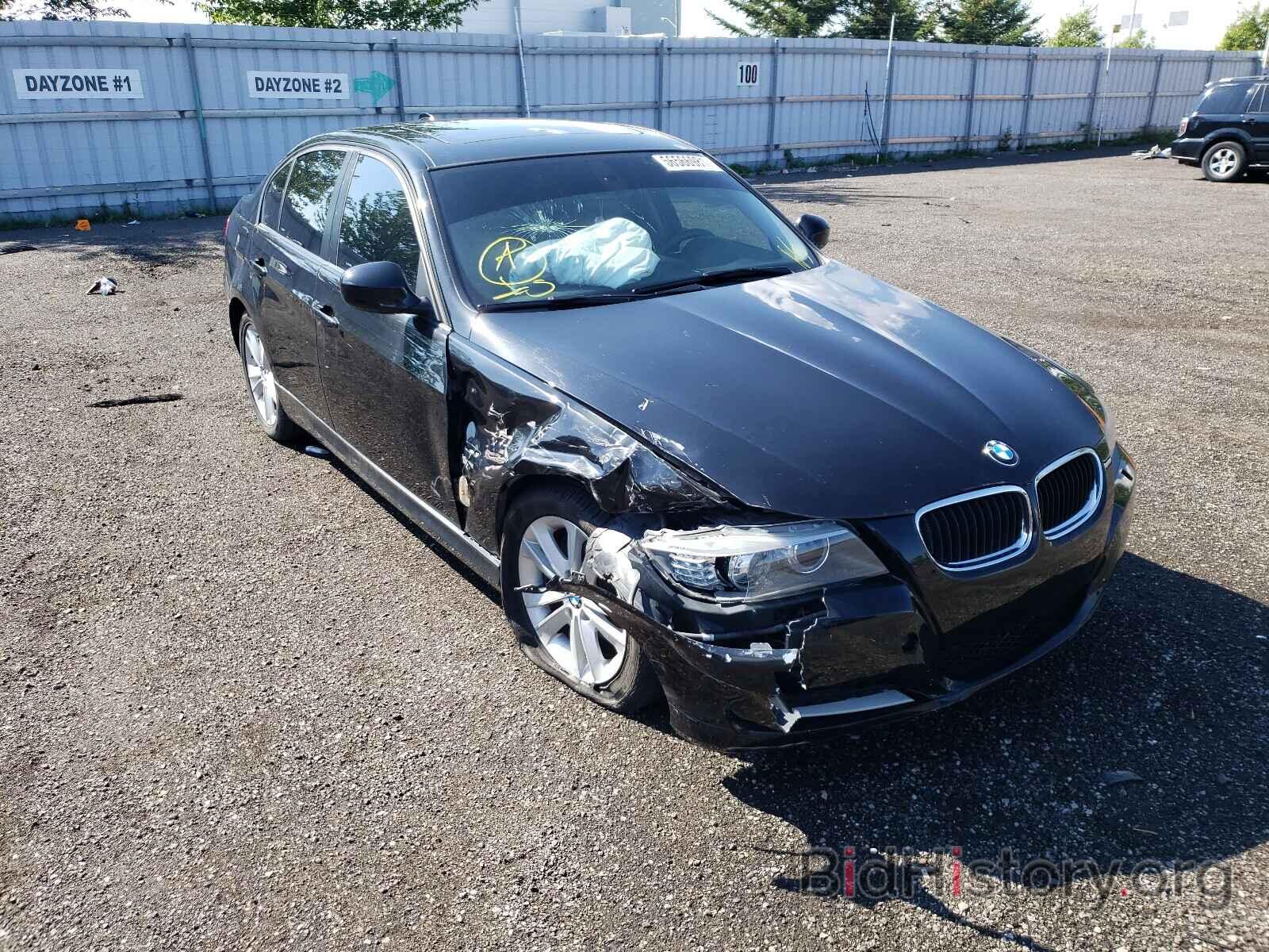 Photo WBAPK7C57BF084422 - BMW 3 SERIES 2011