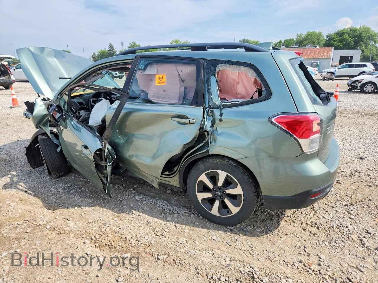 2017 SUBARU FORESTER - VIN: JF2SJABC2HH516832 - Фото 2