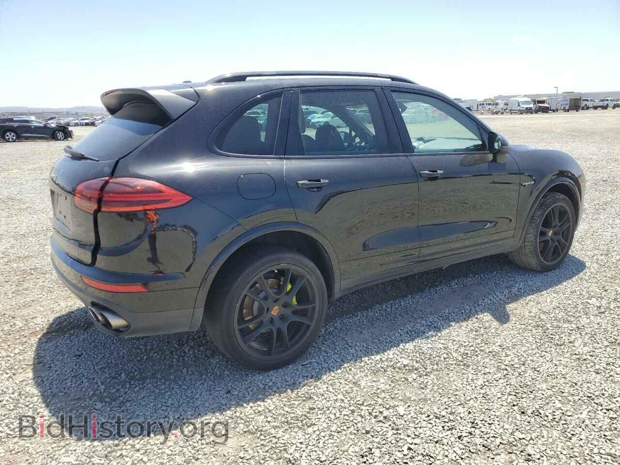2017 PORSCHE CAYENNE - VIN: WP1AE2A21HLA74683 - Фото 3