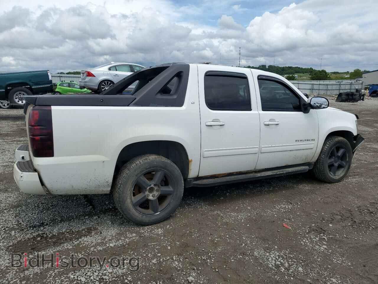 2010 CHEVROLET AVALANCHE - VIN: 3GNVKFE03AG111240 - Фото 3