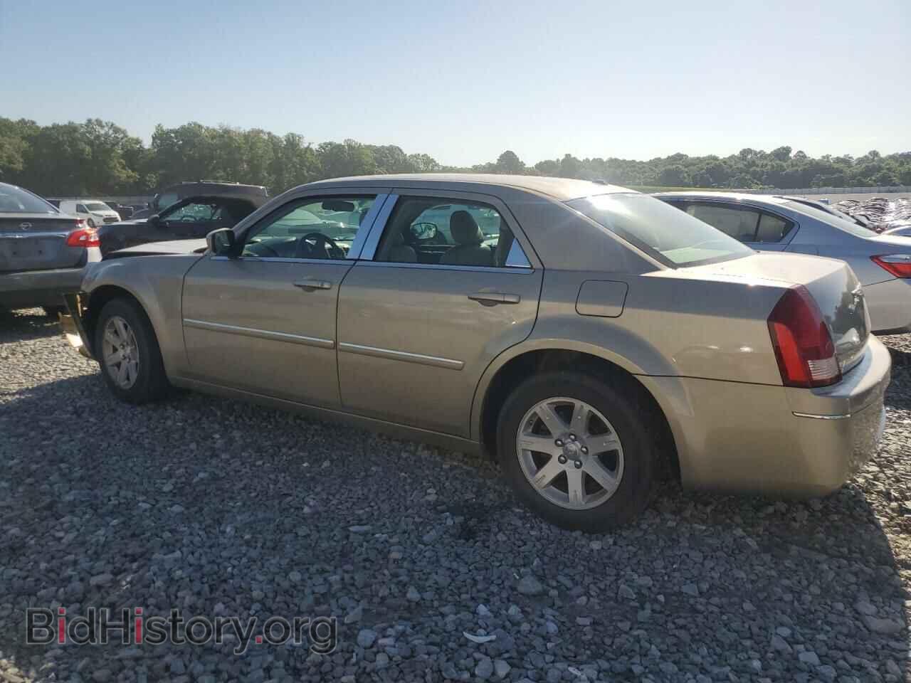 2006 CHRYSLER 300 - VIN: 2C3KA53G56H463594 - Фото 2