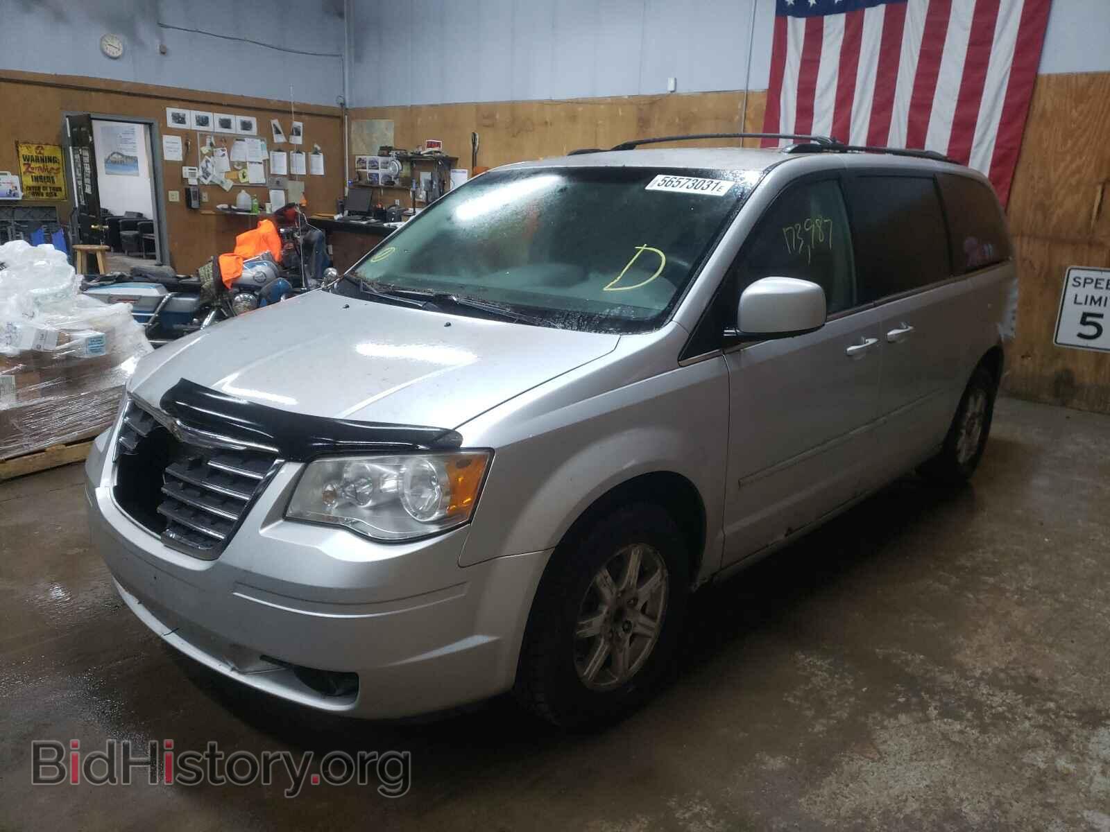 2008 CHRYSLER MINIVAN - VIN: 2A8HR54P88R794575 - Фото 2