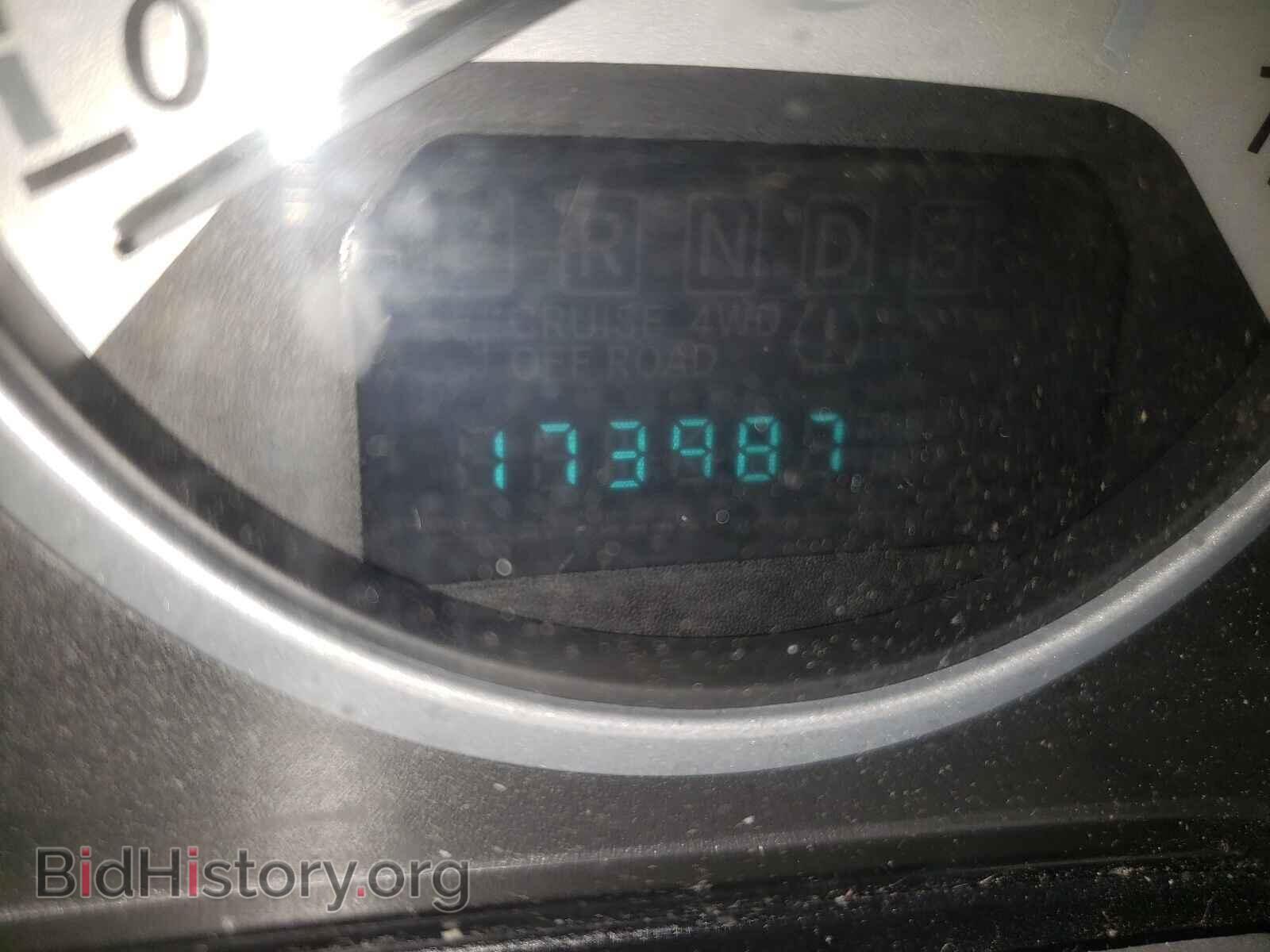 2008 CHRYSLER MINIVAN - VIN: 2A8HR54P88R794575 - Фото 8
