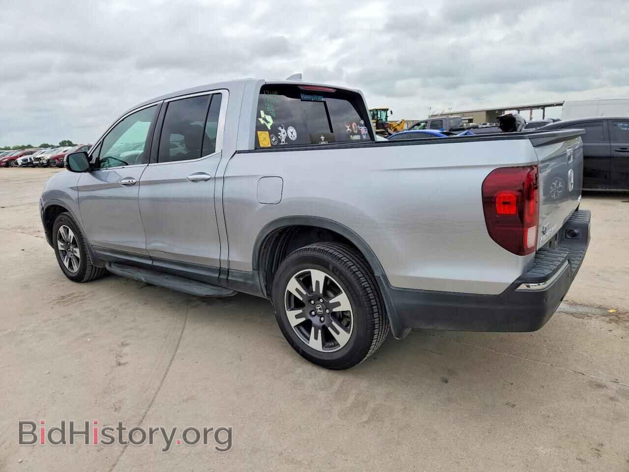 2017 HONDA RIDGELINE - VIN: 5FPYK3F78HB029060 - Фото 2