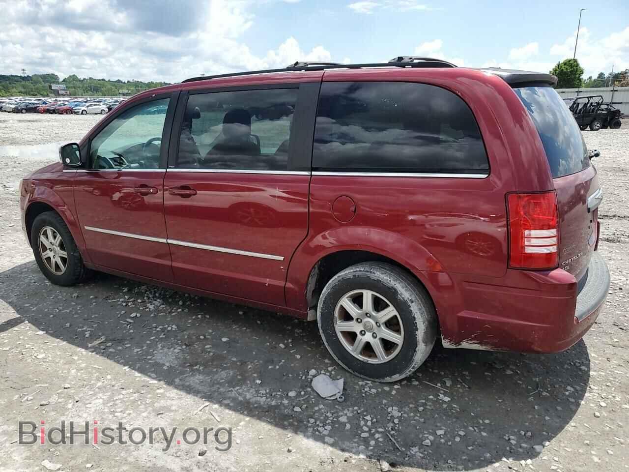 2010 CHRYSLER MINIVAN - VIN: 2A4RR8DX5AR457293 - Фото 2