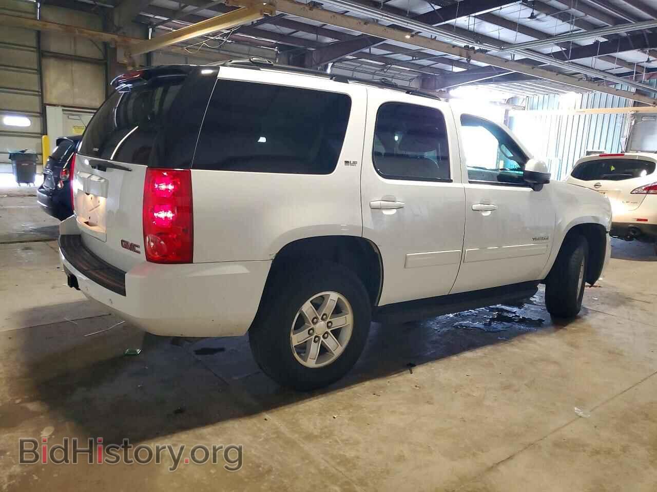 2011 GMC YUKON - VIN: 1GKS2CE06BR357683 - Photo 3