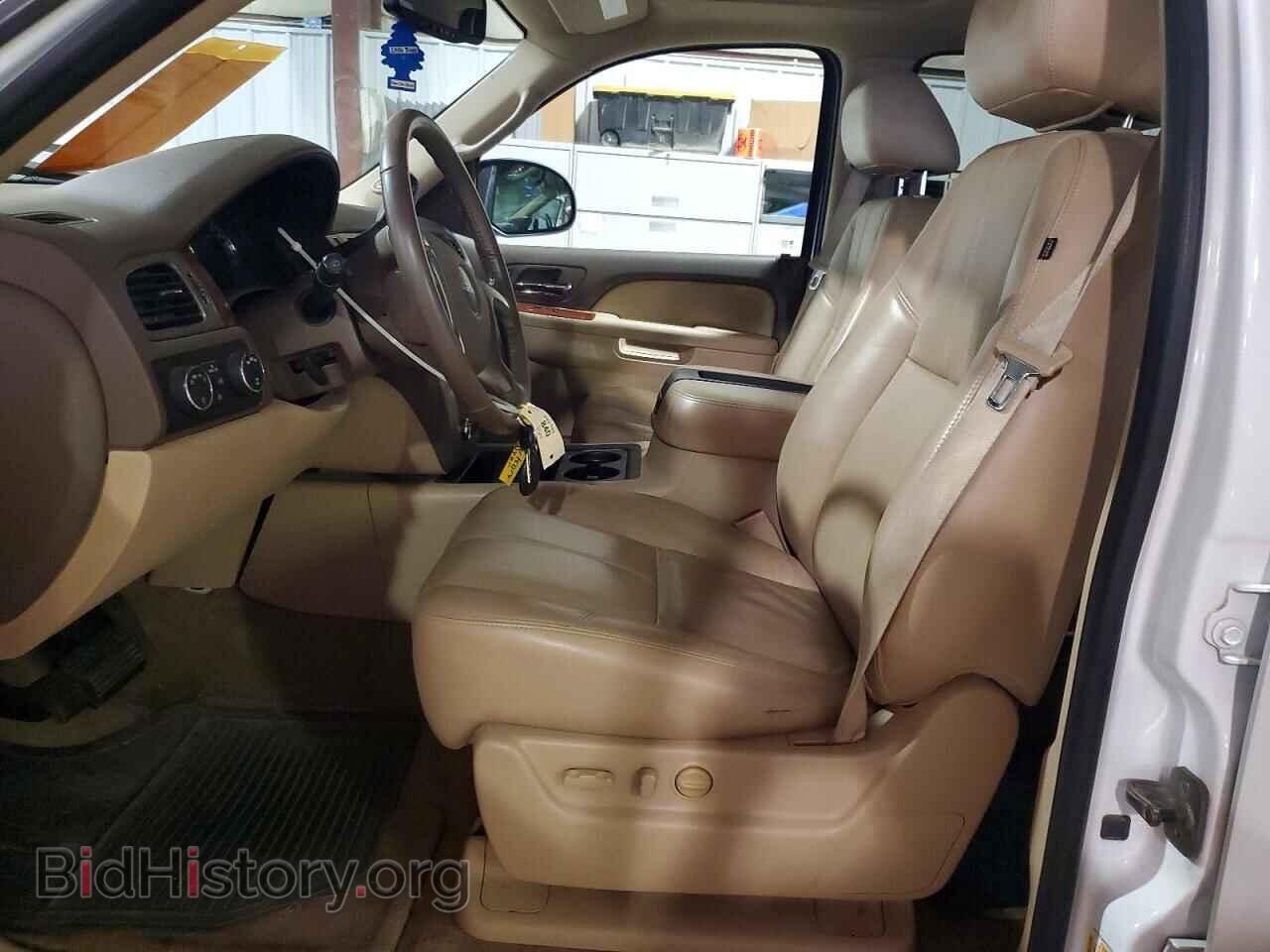 2011 GMC YUKON - VIN: 1GKS2CE06BR357683 - Photo 7