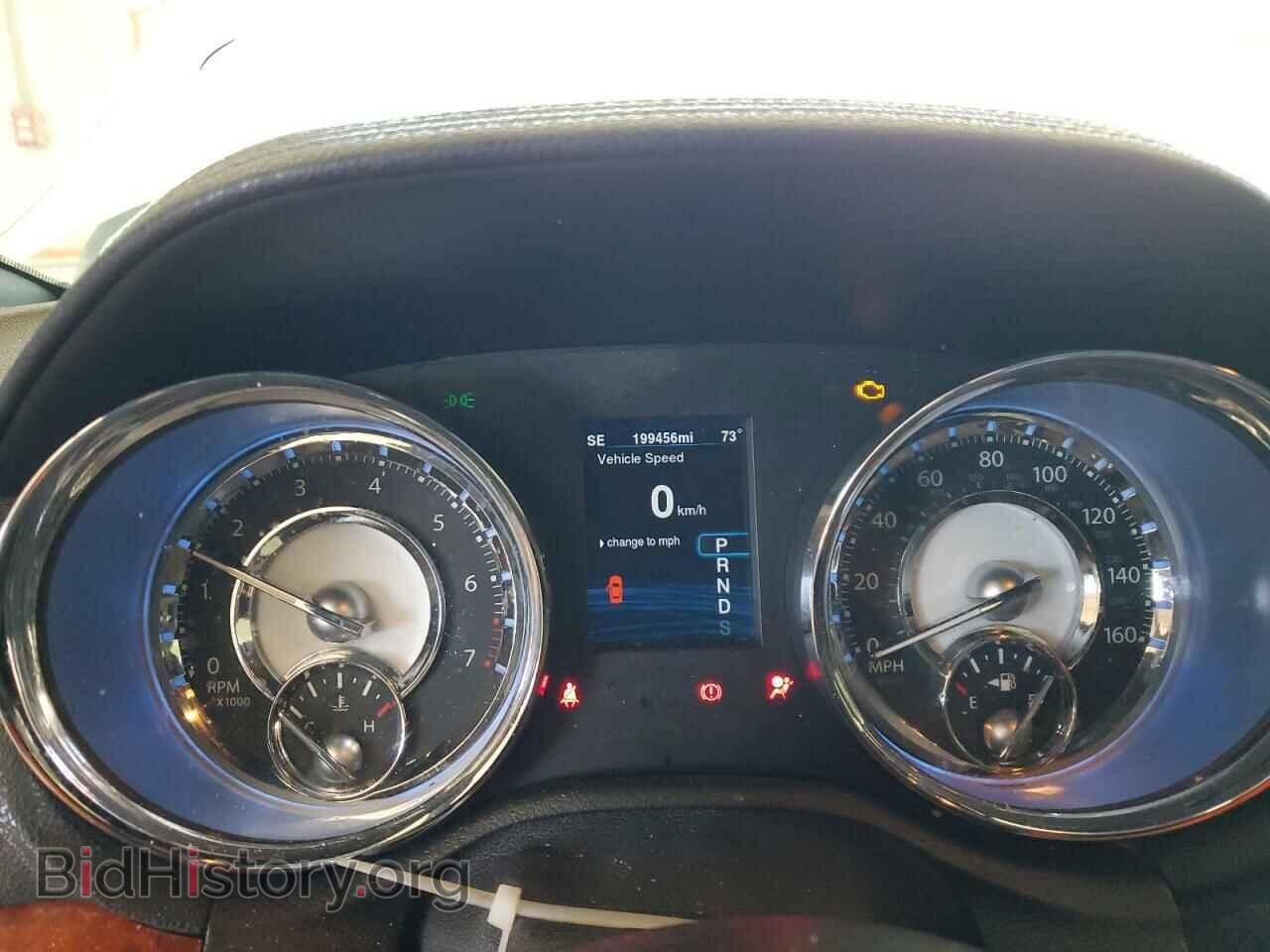 2014 CHRYSLER 300 - VIN: 2C3CCAAG3EH322645 - Фото 9