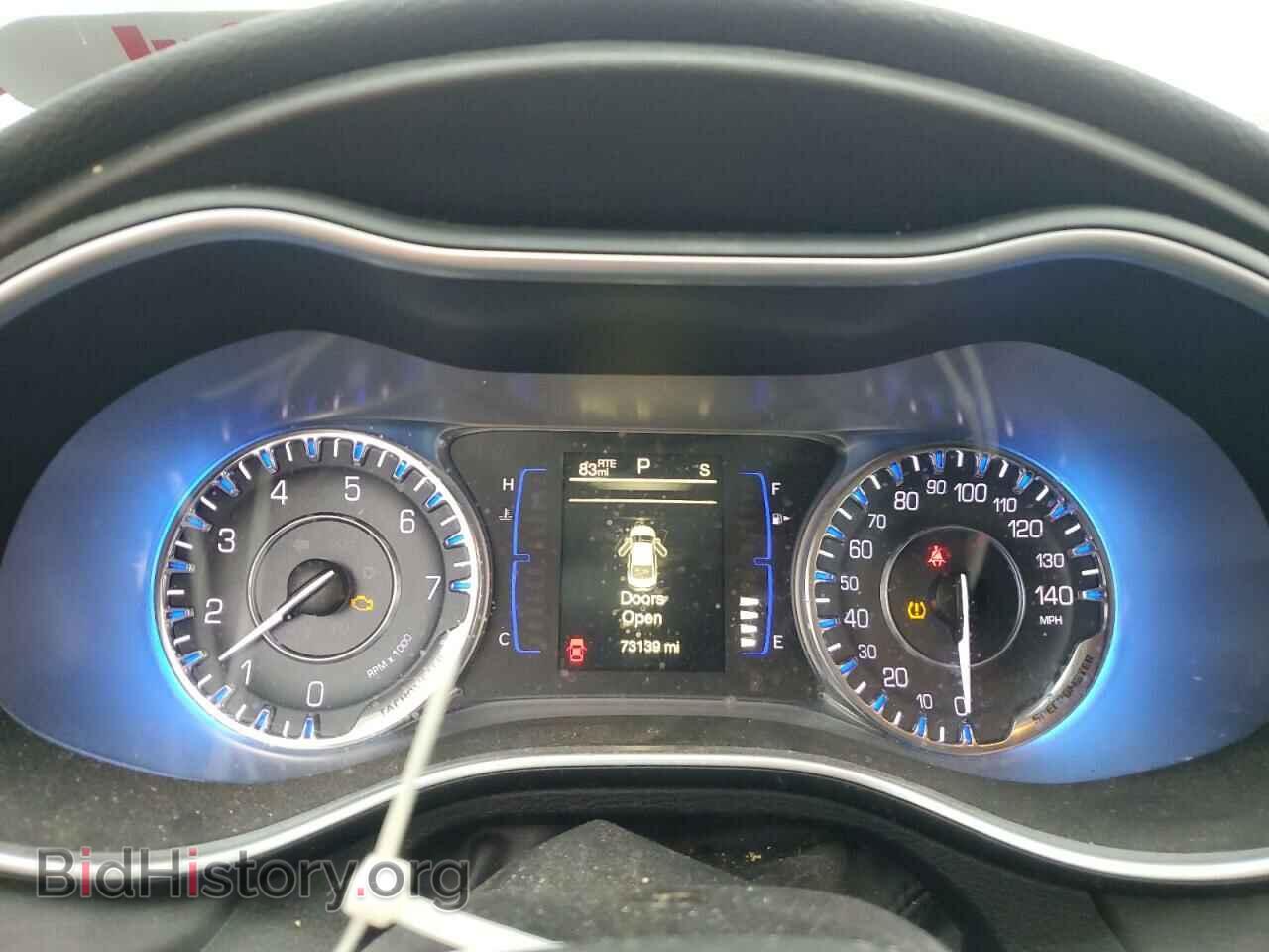 2016 CHRYSLER 200 - VIN: 1C3CCCAB0GN196013 - Фото 9