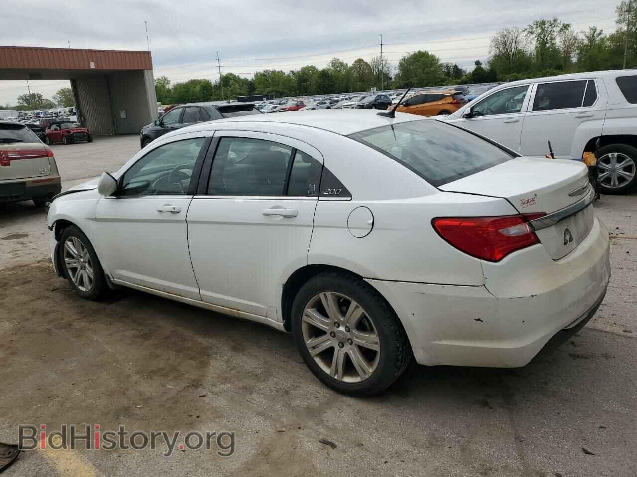 2012 CHRYSLER 200 - VIN: 1C3CCBBB4CN197667 - Фото 2