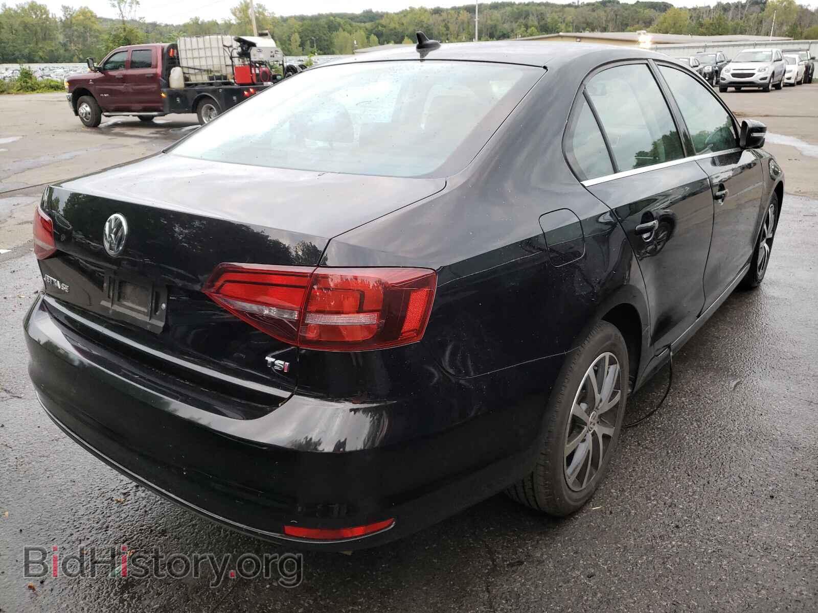 2017 VOLKSWAGEN JETTA - VIN: 3VWDB7AJ8HM309989 - Фото 4