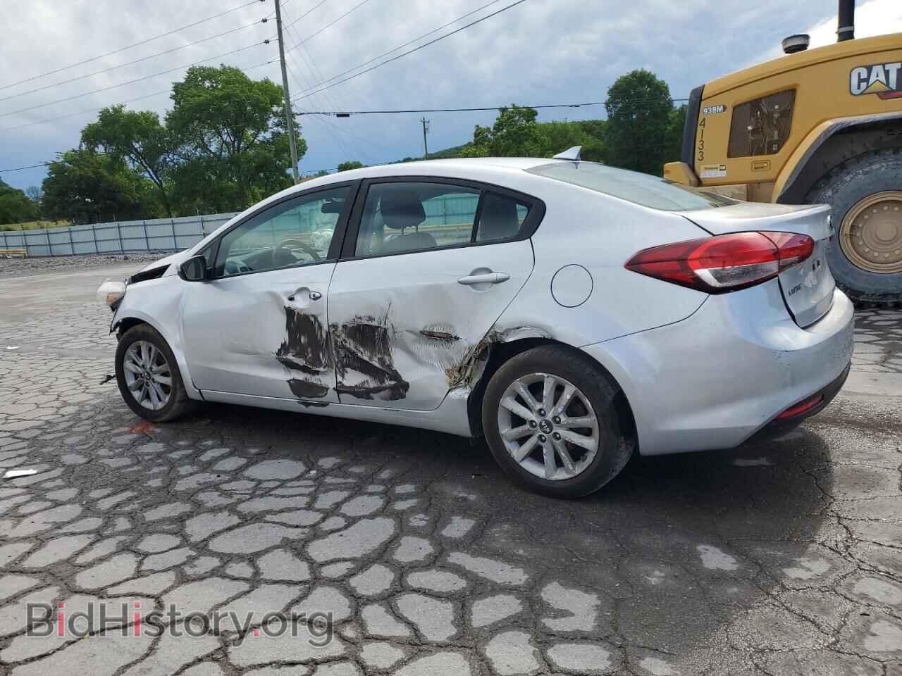 2017 KIA FORTE - VIN: 3KPFL4A70HE020076 - Фото 2