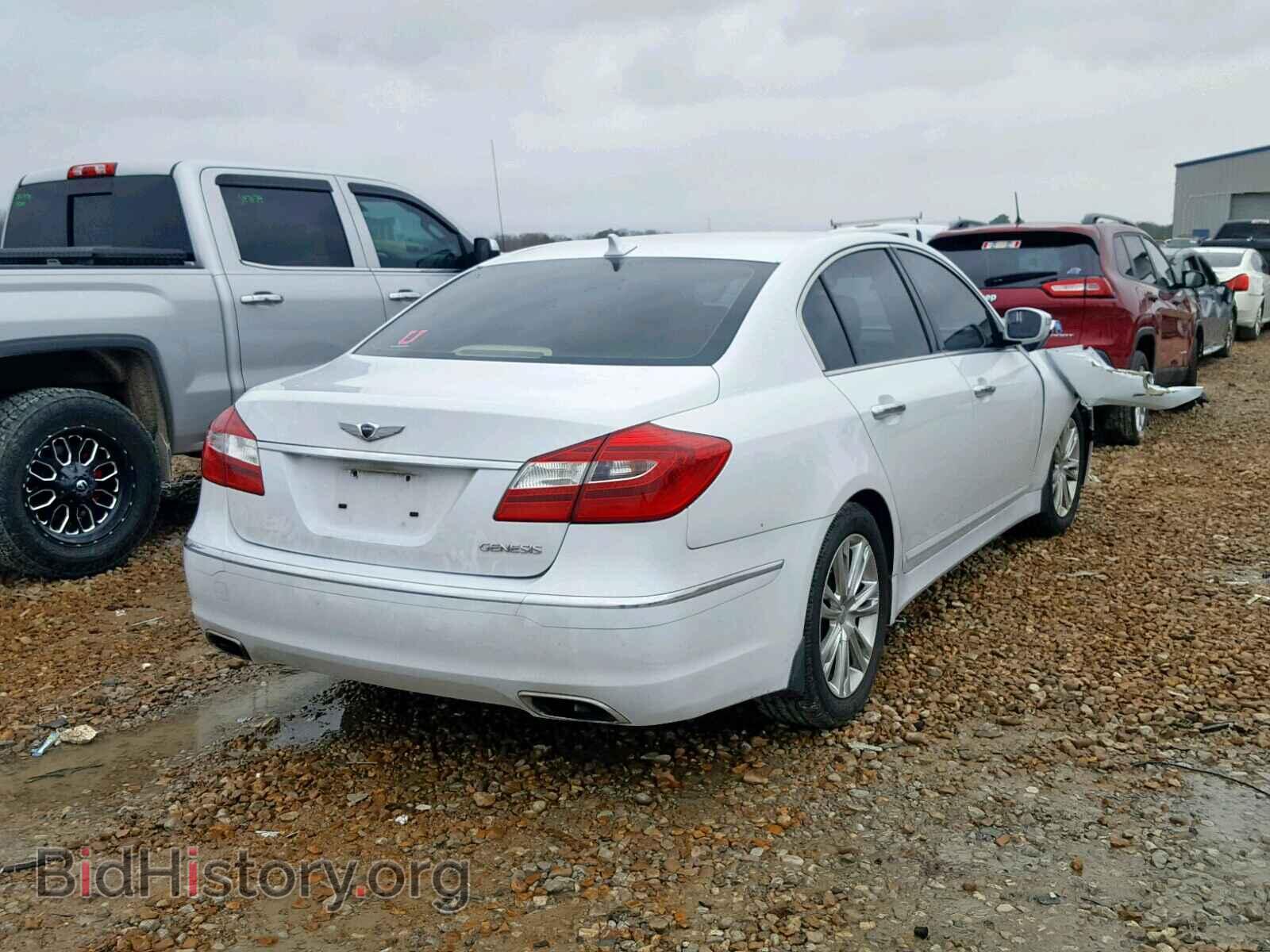 2014 HYUNDAI GENESIS - VIN: KMHGC4DD9EU259351 - Фото 4