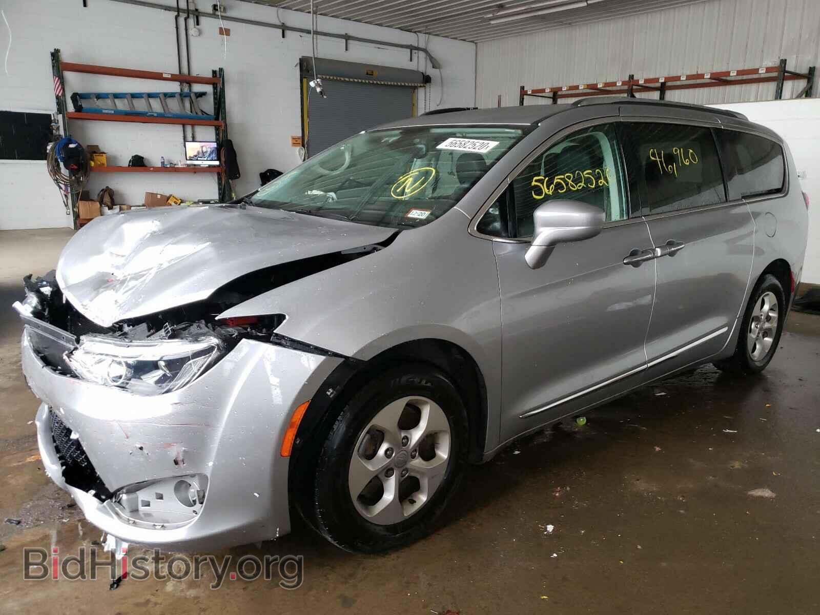 2017 CHRYSLER PACIFICA - VIN: 2C4RC1EG6HR821812 - Photo 2