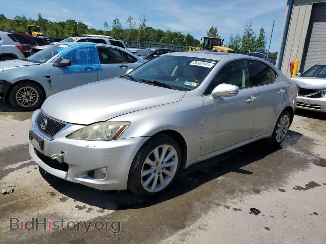 Фотография JTHCK262X95034733 - LEXUS IS 2009