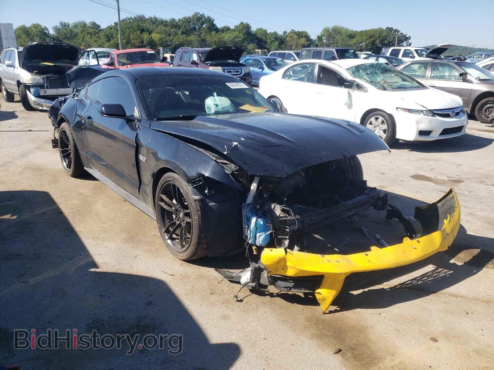 Photo 1FA6P8CF8H5250577 - FORD MUSTANG 2017