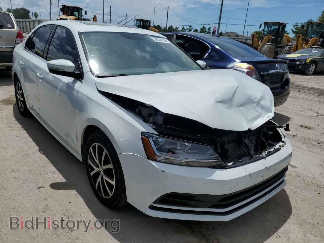 Фотография 3VWDB7AJ3HM319829 - VOLKSWAGEN JETTA 2017