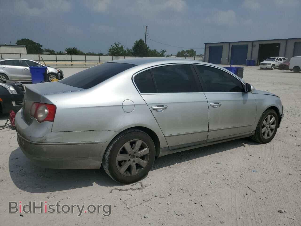 2008 VOLKSWAGEN PASSAT - VIN: WVWUK73C28E048480 - Фото 3