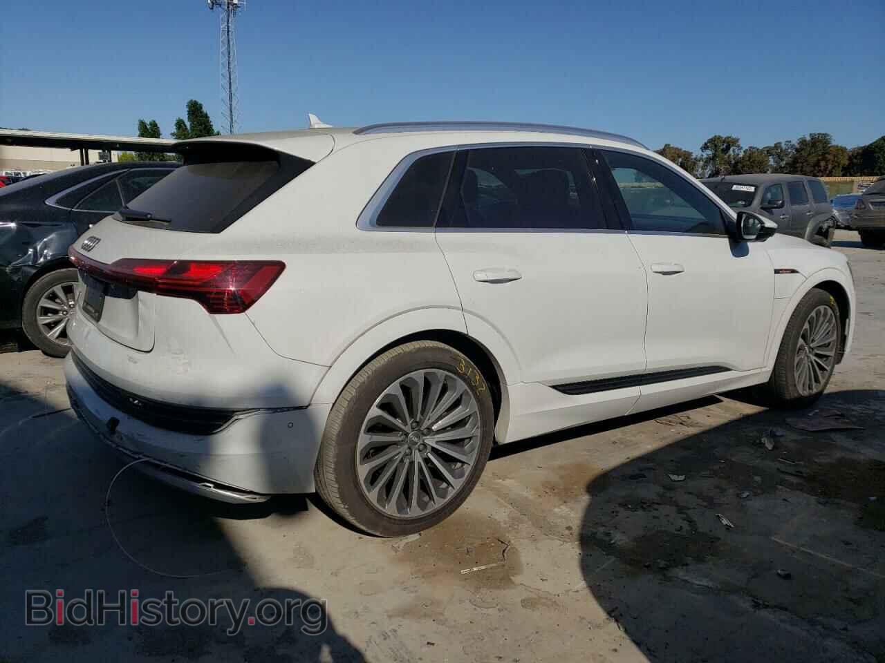 2019 AUDI E-TRON - VIN: WA1VABGE9KB010799 - Photo 3