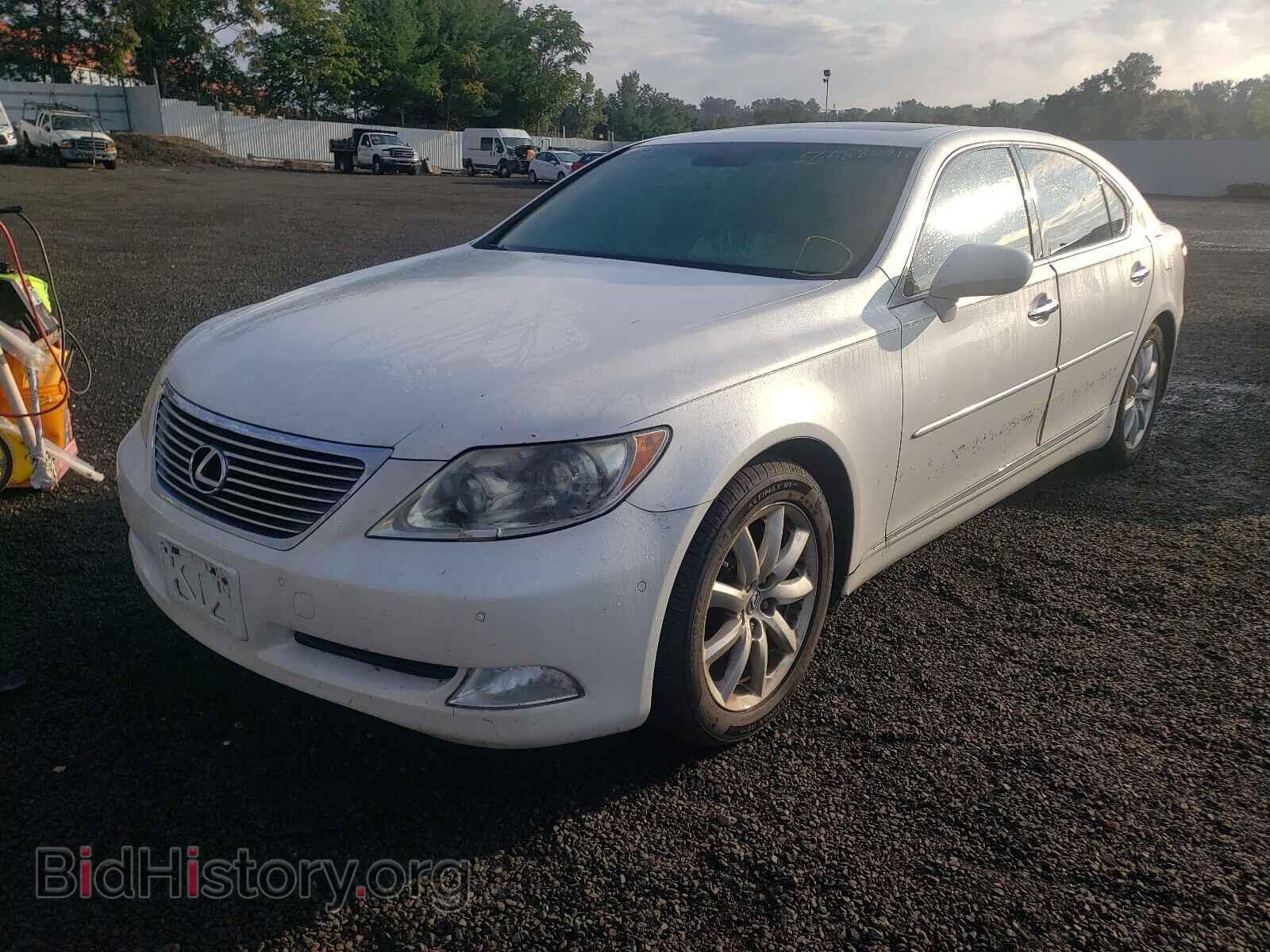 2008 LEXUS LS460 - VIN: JTHGL46F285027433 - Фото 2
