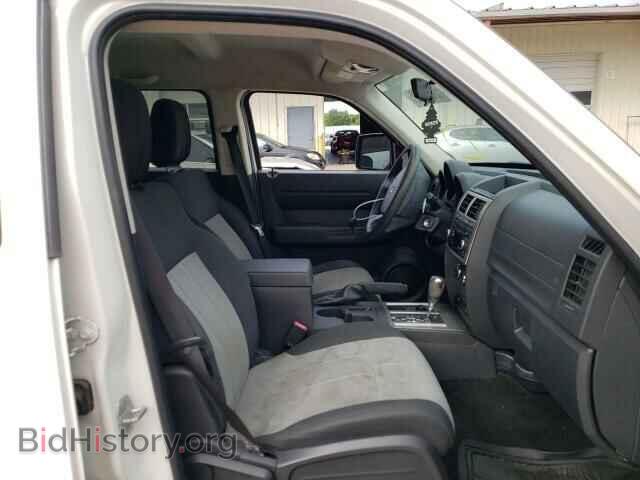 2008 DODGE NITRO - VIN: 1D8GU28K98W138506 - Photo 5
