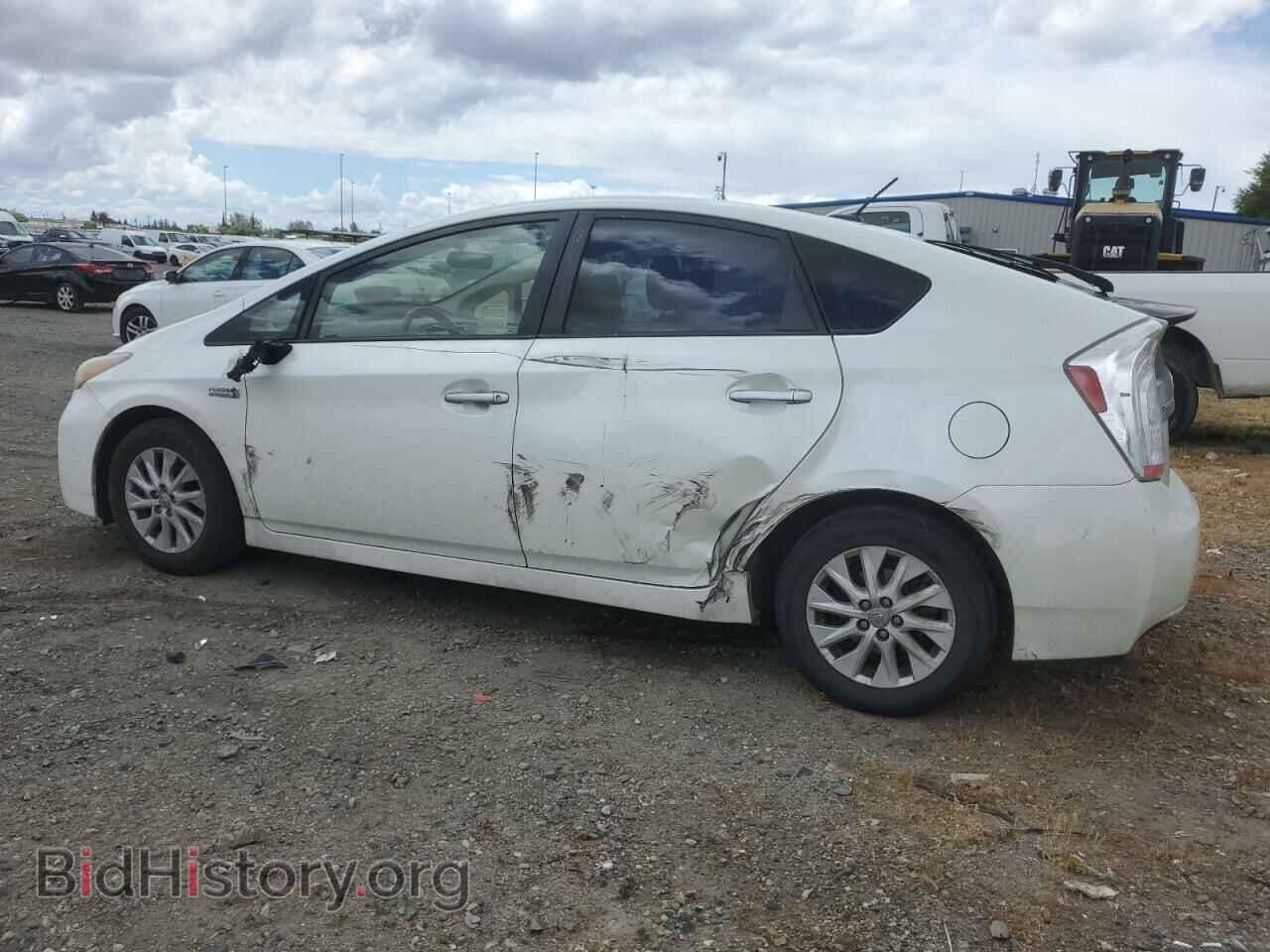 2013 TOYOTA PRIUS - VIN: JTDKN3DP4D3046888 - Фото 2