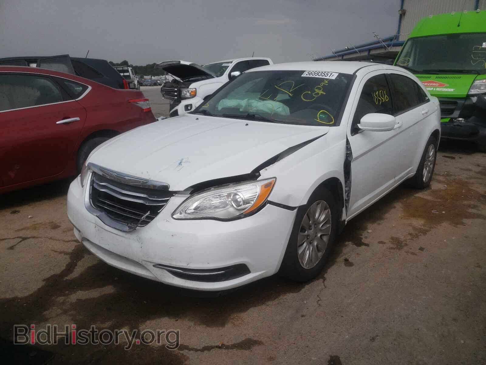 2012 CHRYSLER 200 - VIN: 1C3CCBAB6CN113673 - Фото 2