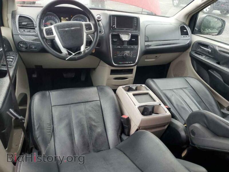2016 Chrysler MINIVAN (VIN 2C4RC1BG4GR293805) — photo 8 of 13