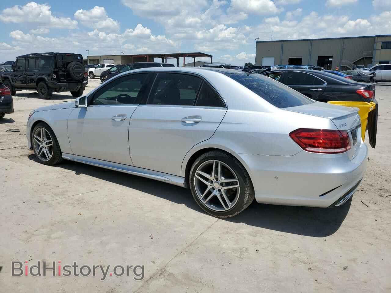 2016 MERCEDES-BENZ E-CLASS - VIN: WDDHF5KB7GB263944 - Фото 2