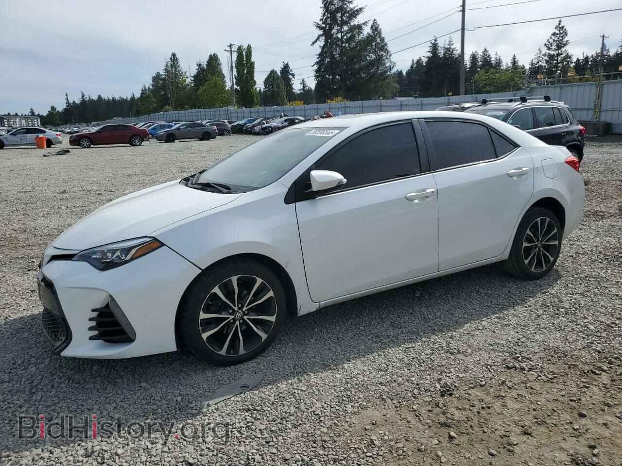 Photo 5YFBURHE3HP617363 - TOYOTA COROLLA 2017