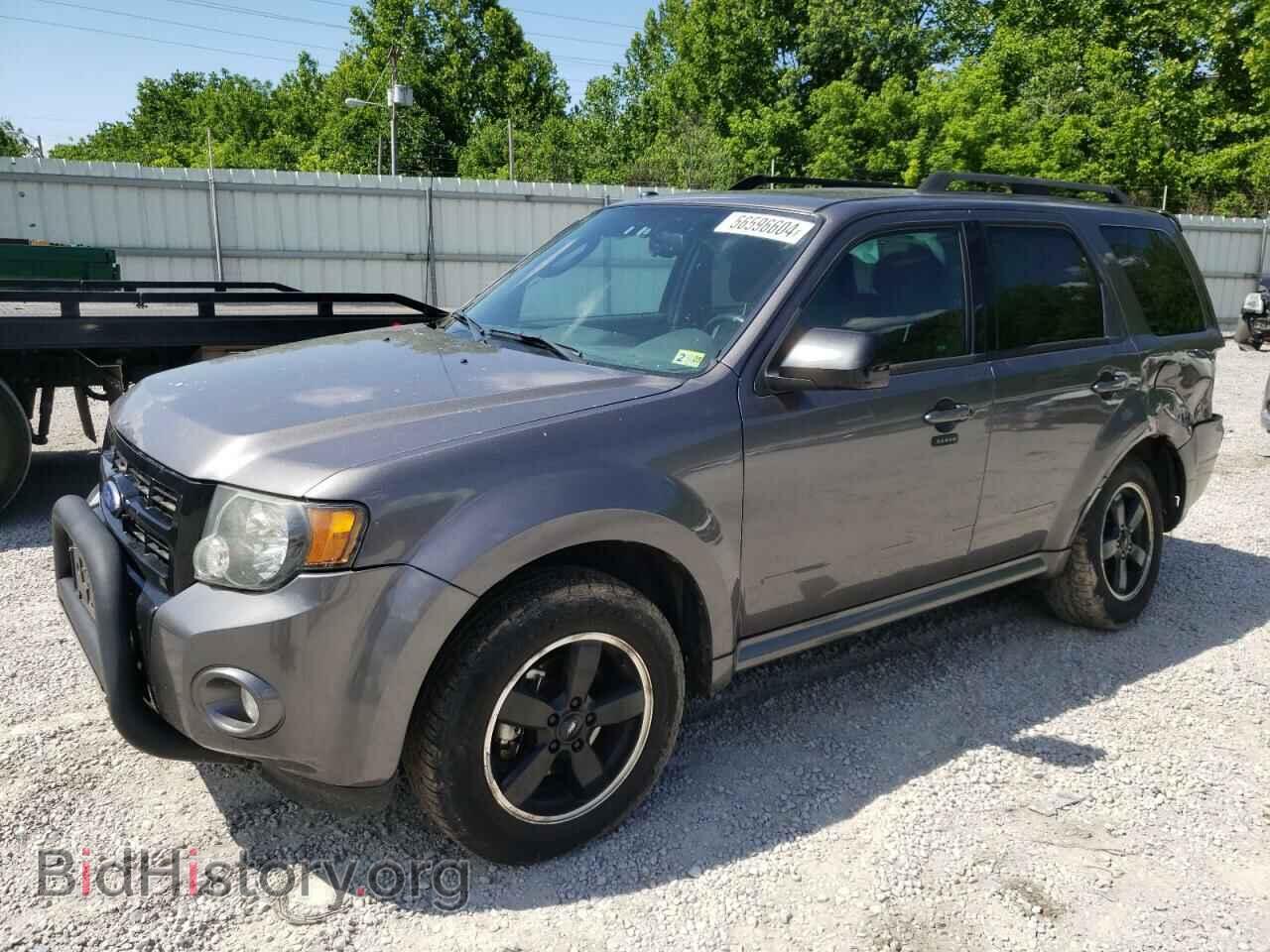 Photo 1FMCU0D77BKC21994 - FORD ESCAPE 2011